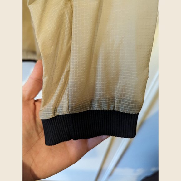 ASTRID ANDERSEN - Sheer overlay logo sport sweater - Sz L - Picture 7 of 13